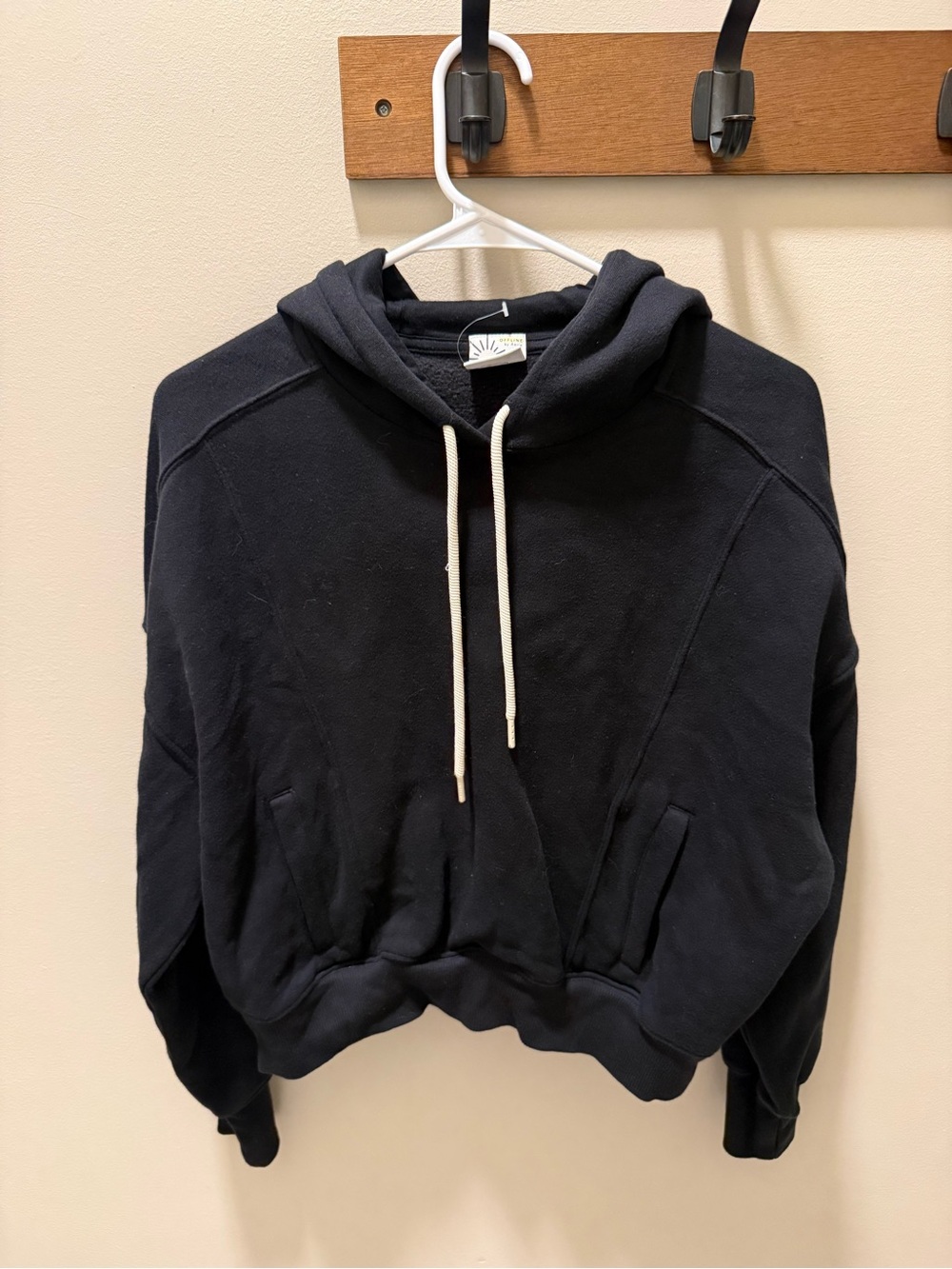 Offline by Aerie Cloud Fleece Black Cropped Hoodie with Drawstring